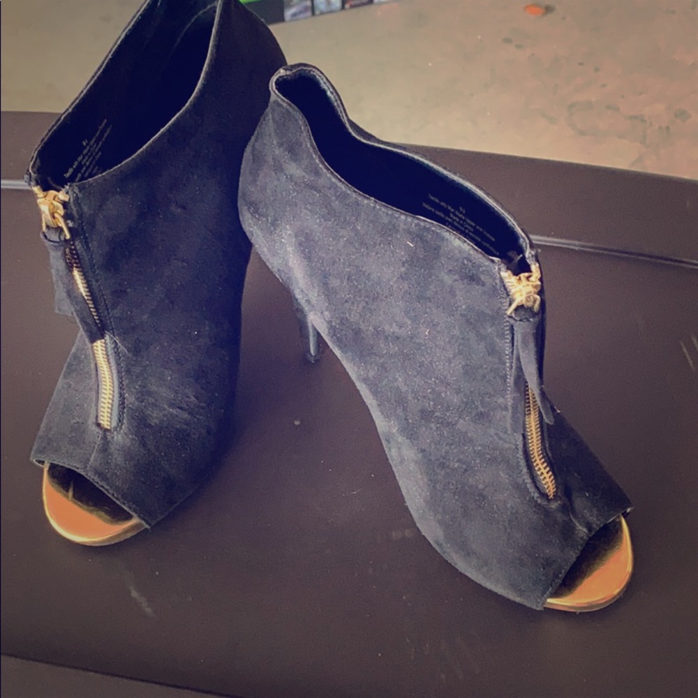 Mossimo bootie peep toe heels